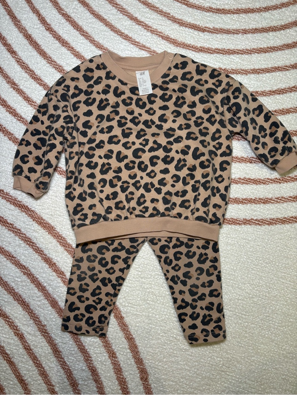 H&M Baby Leopard Matching Set